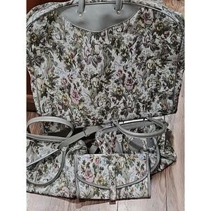 Vintage American Flyer 5 Pc Floral Tapestry Luggage Set